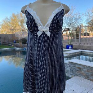 Intimates & Sleepwear